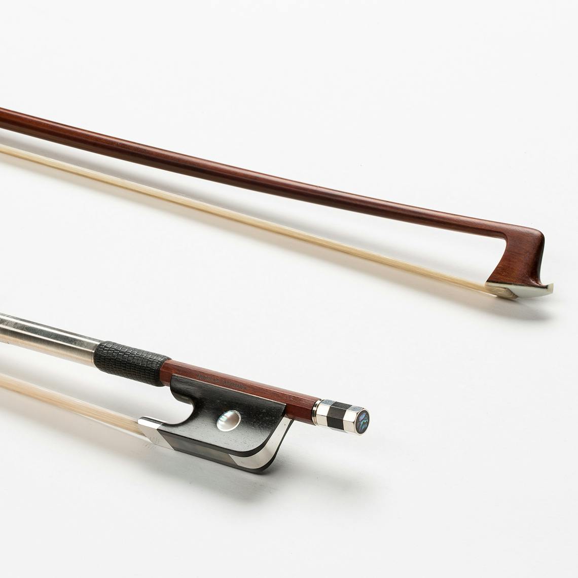 BA90 Viola Bow