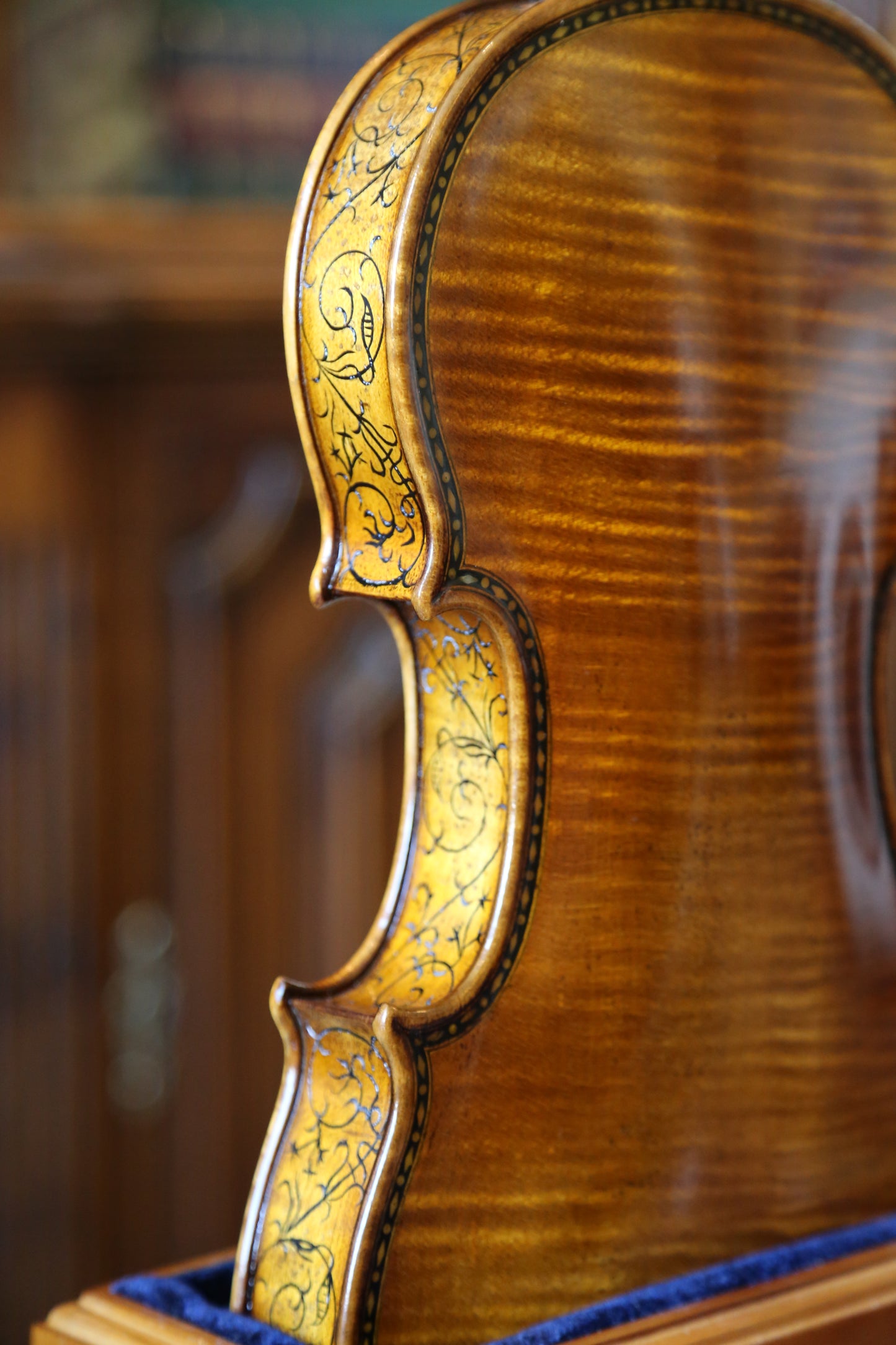 Flora International FP04 4/4 Violin Etched